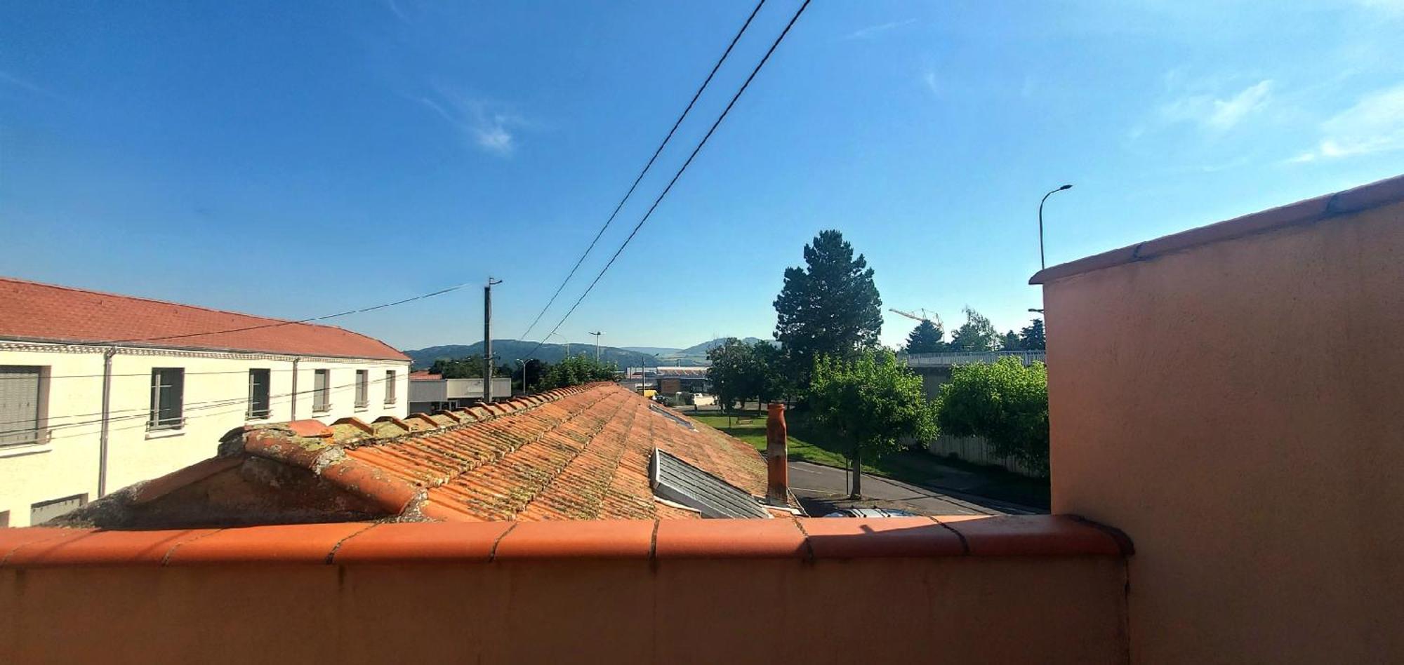 Simplicite Et Calme En Appartement A Иссуар Экстерьер фото
